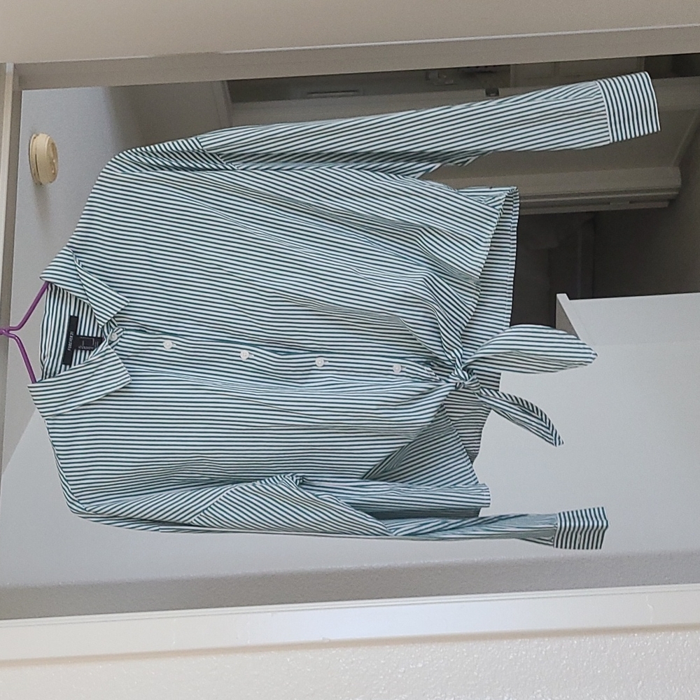 Forever 21 Button Down Tie Blouse